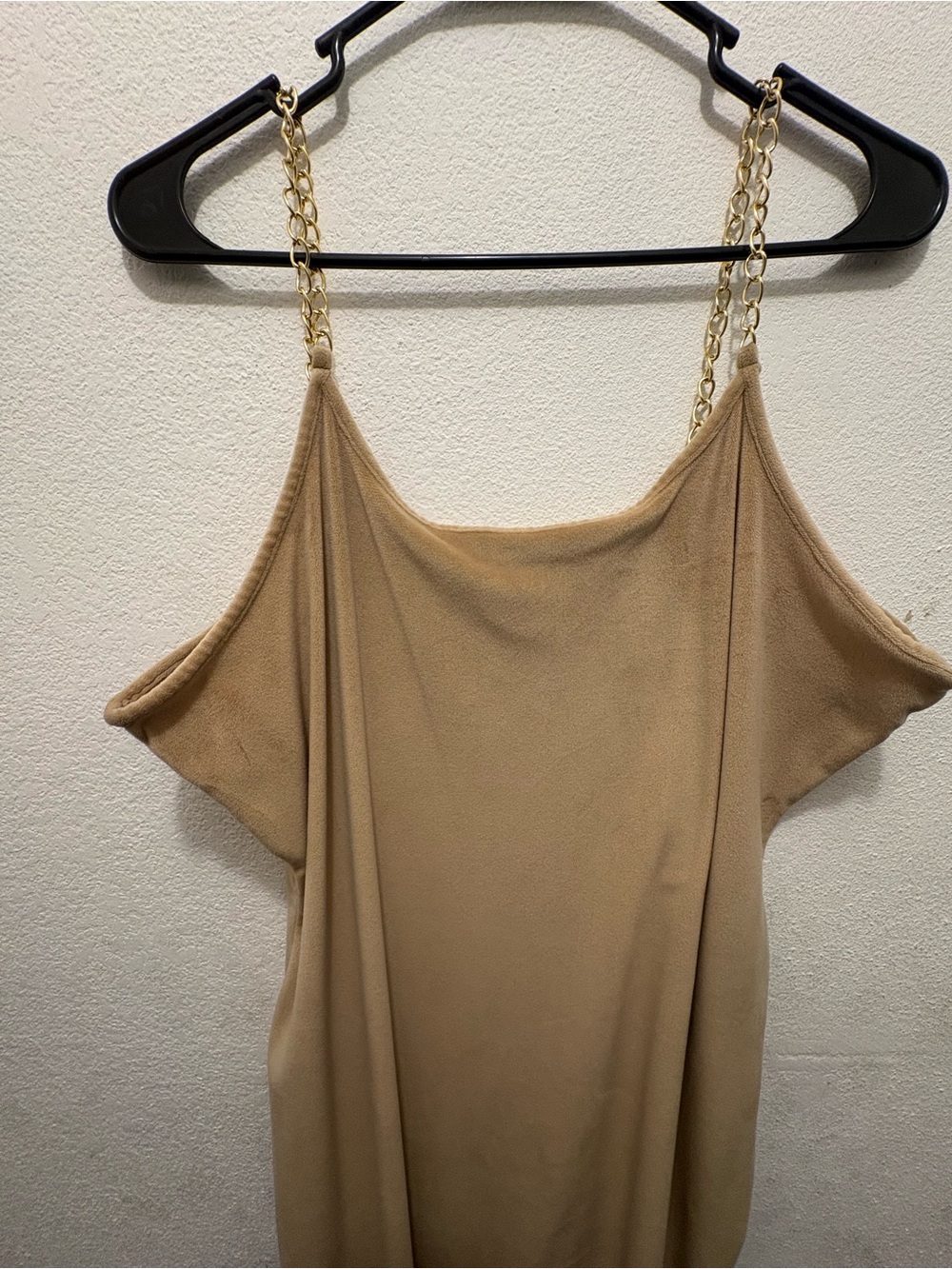 Chain-Strap Off-Shoulder dress in Tan